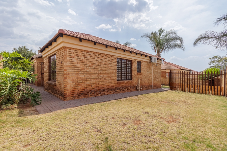 3 Bedroom Property for Sale in Pinehaven Gauteng