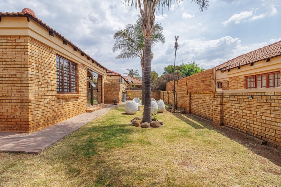 3 Bedroom Property for Sale in Pinehaven Gauteng