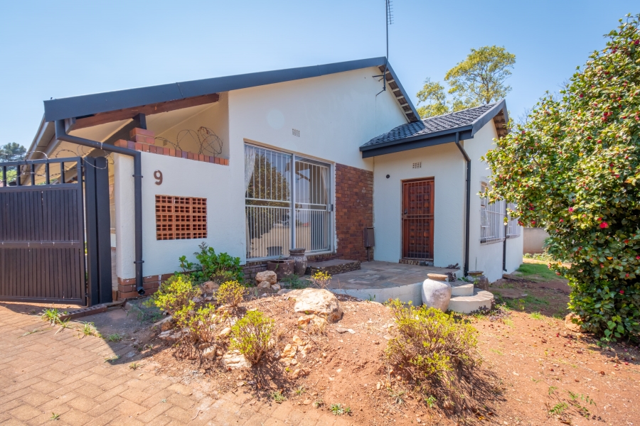 4 Bedroom Property for Sale in Horizon View Gauteng