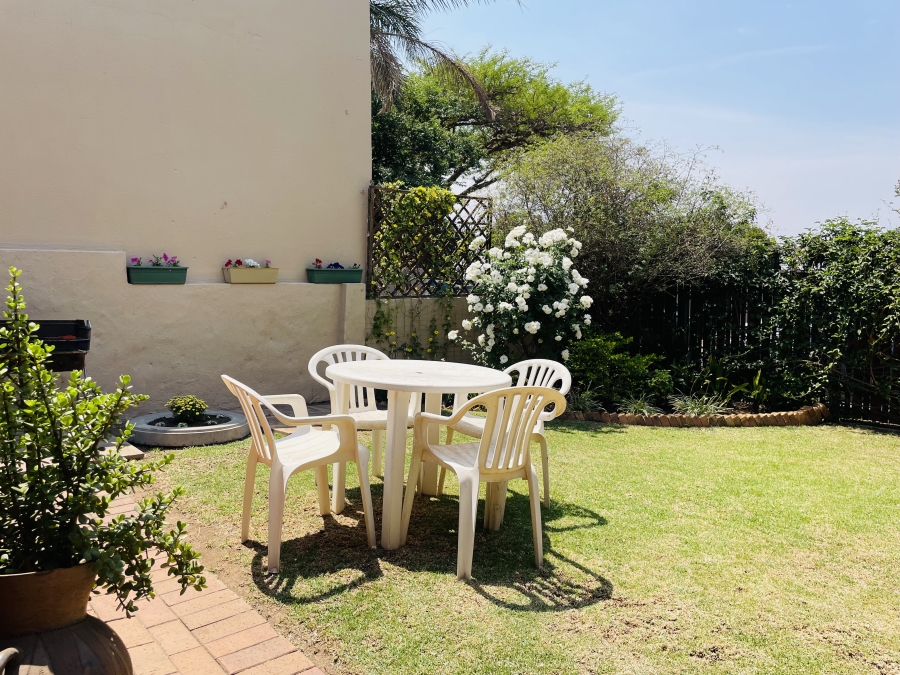 2 Bedroom Property for Sale in Rant En Dal Gauteng