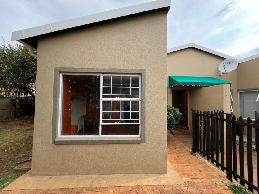 To Let 3 Bedroom Property for Rent in Meyersdal Gauteng