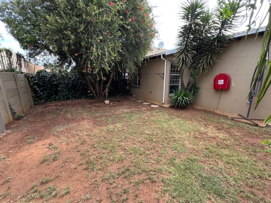 To Let 3 Bedroom Property for Rent in Meyersdal Gauteng