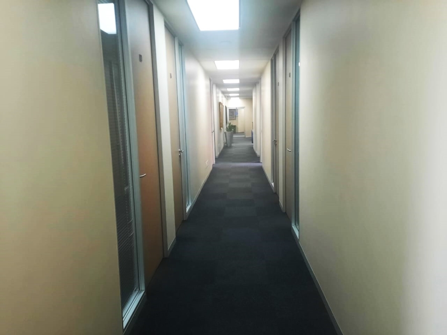 To Let commercial Property for Rent in New Redruth Gauteng