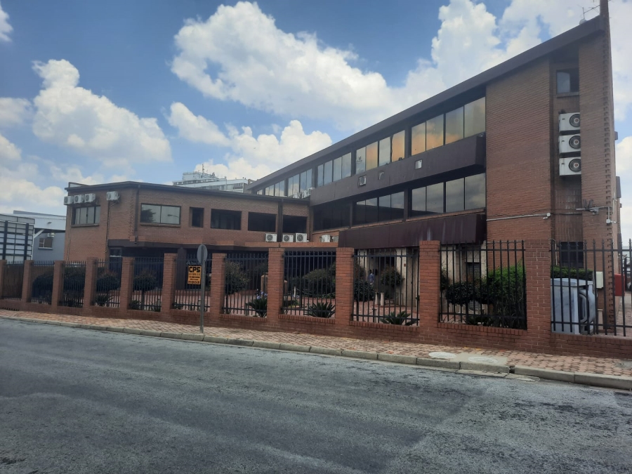 To Let commercial Property for Rent in New Redruth Gauteng