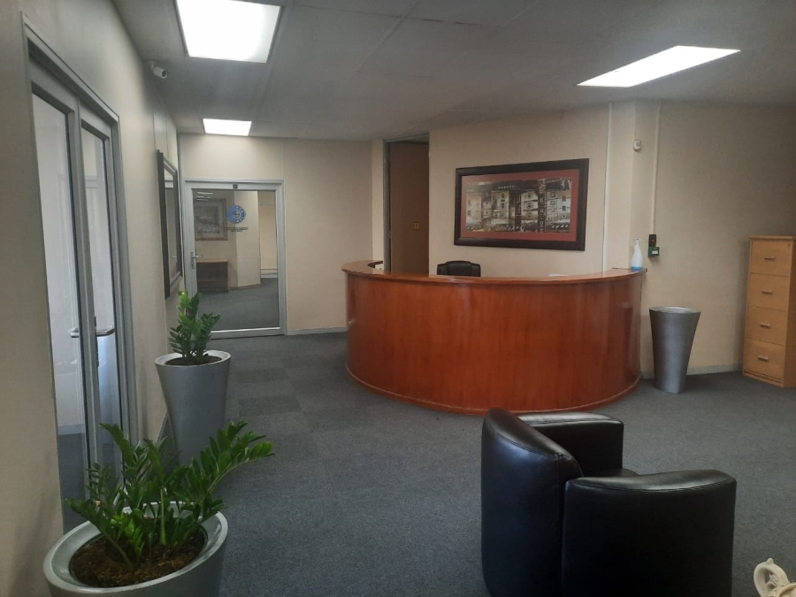 To Let commercial Property for Rent in New Redruth Gauteng