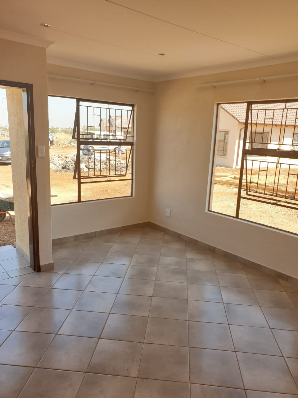 3 Bedroom Property for Sale in Windmill Park Gauteng