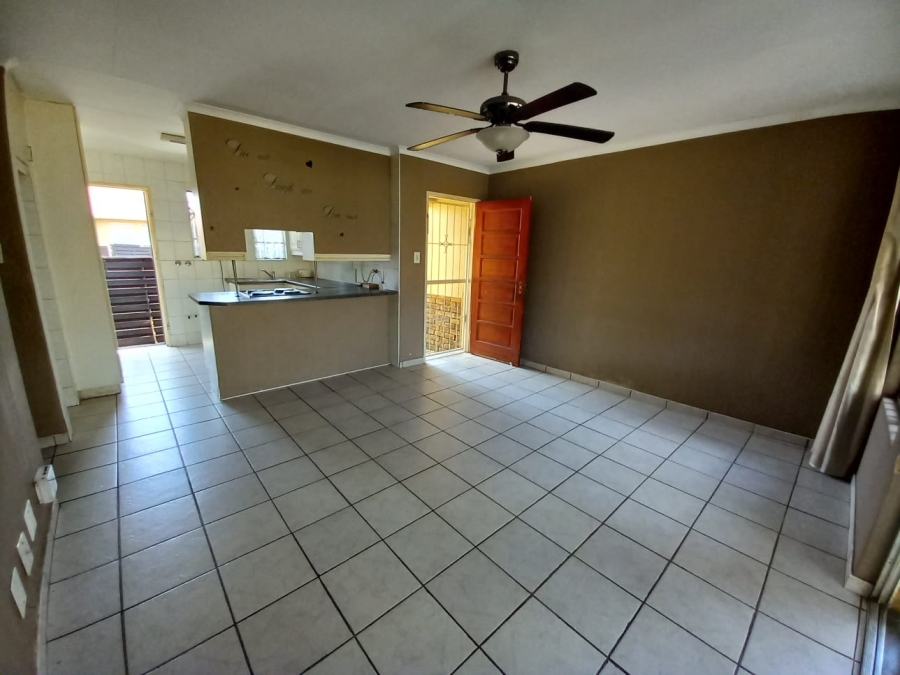 3 Bedroom Property for Sale in Birchleigh Gauteng