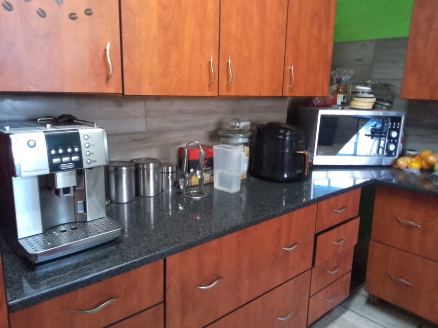 3 Bedroom Property for Sale in Nanescol Gauteng