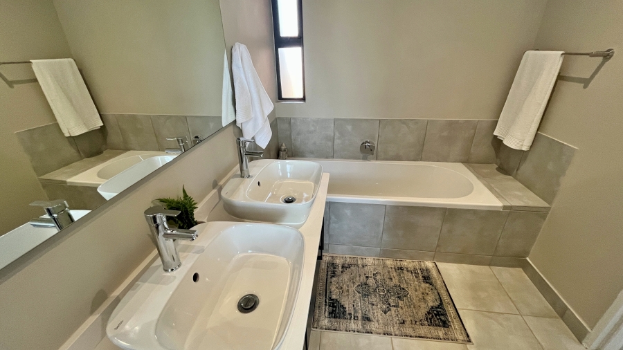 3 Bedroom Property for Sale in Sinoville Gauteng