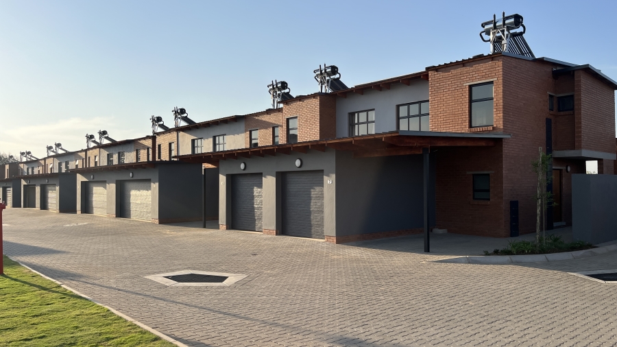 3 Bedroom Property for Sale in Sinoville Gauteng