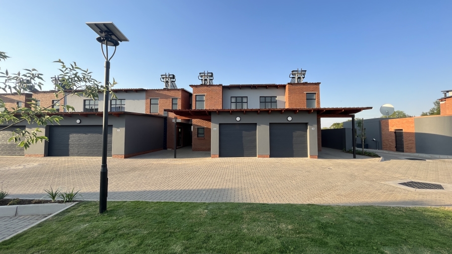 3 Bedroom Property for Sale in Sinoville Gauteng