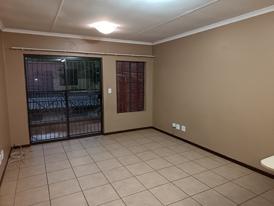 To Let 2 Bedroom Property for Rent in Meyerton Central Gauteng