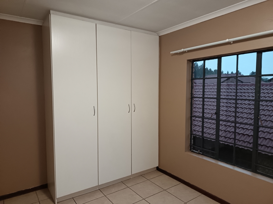 To Let 2 Bedroom Property for Rent in Meyerton Central Gauteng