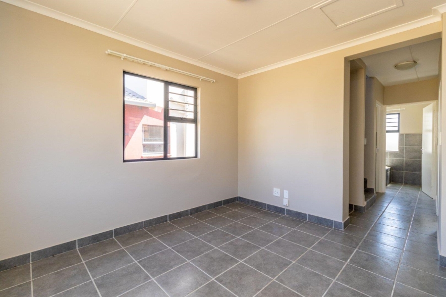 To Let 3 Bedroom Property for Rent in Noordwyk Gauteng