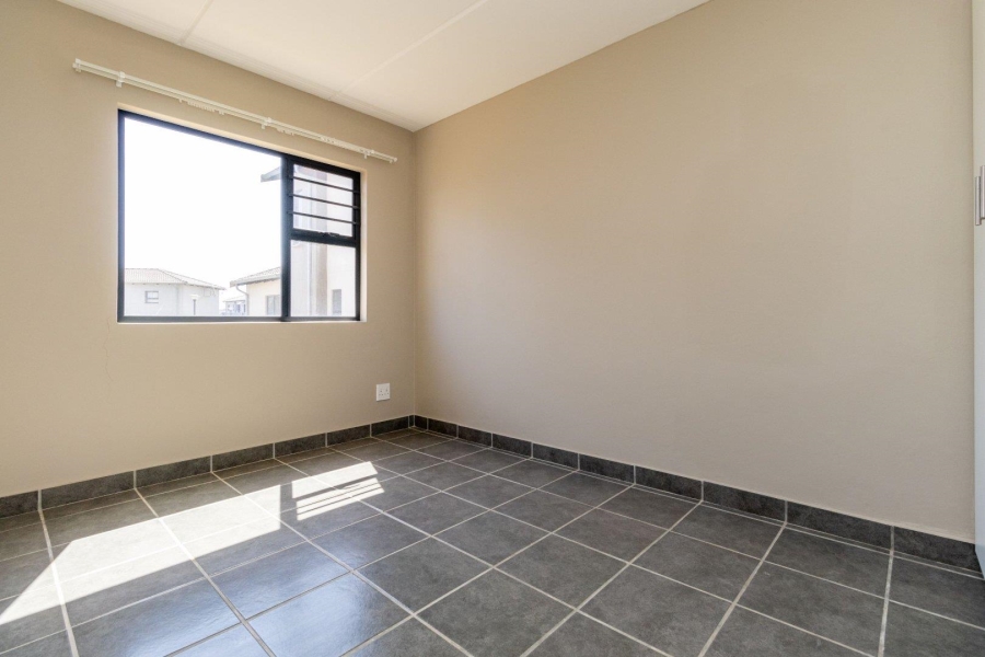 To Let 3 Bedroom Property for Rent in Noordwyk Gauteng