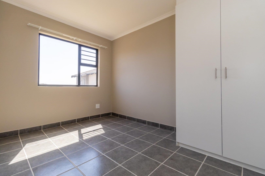 To Let 3 Bedroom Property for Rent in Noordwyk Gauteng