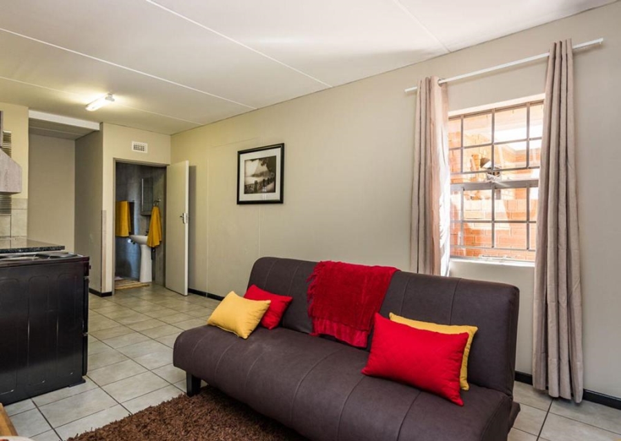 2 Bedroom Property for Sale in Heuweloord Gauteng