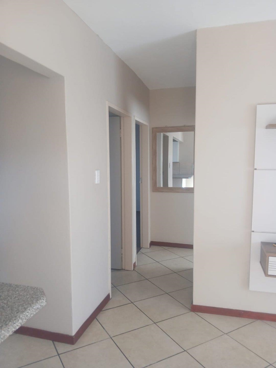 To Let 2 Bedroom Property for Rent in Rangeview Gauteng