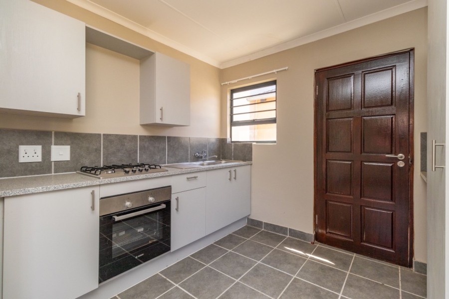 To Let 3 Bedroom Property for Rent in Noordwyk Gauteng