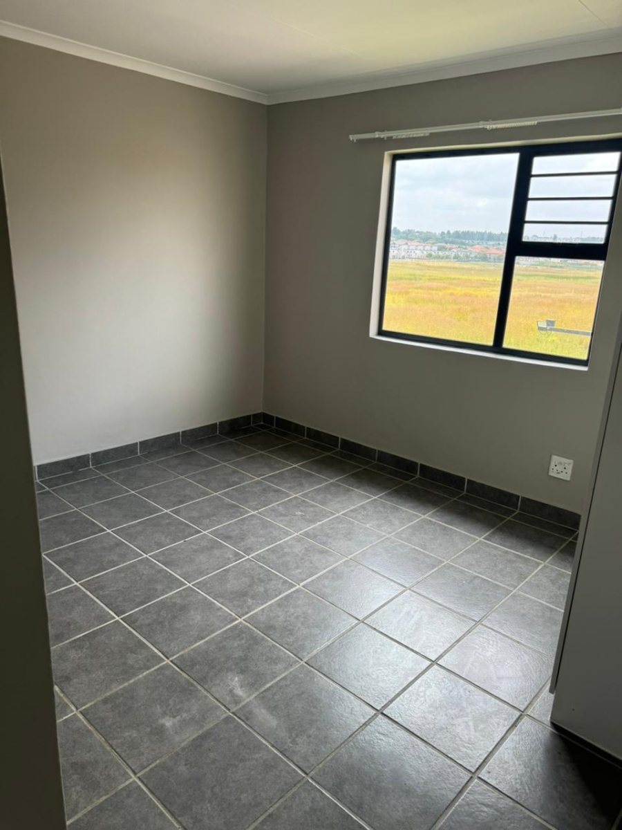 To Let 3 Bedroom Property for Rent in Noordwyk Gauteng