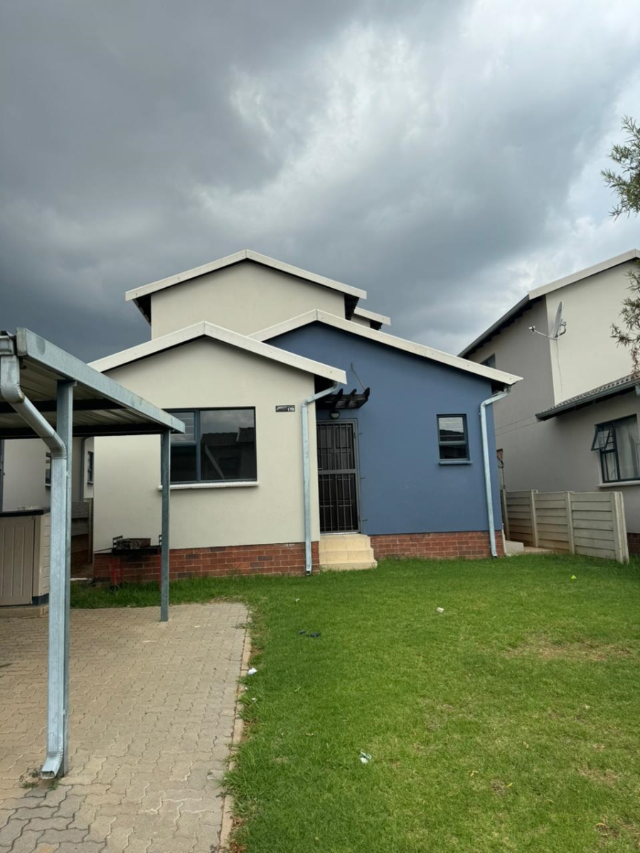 To Let 3 Bedroom Property for Rent in Noordwyk Gauteng