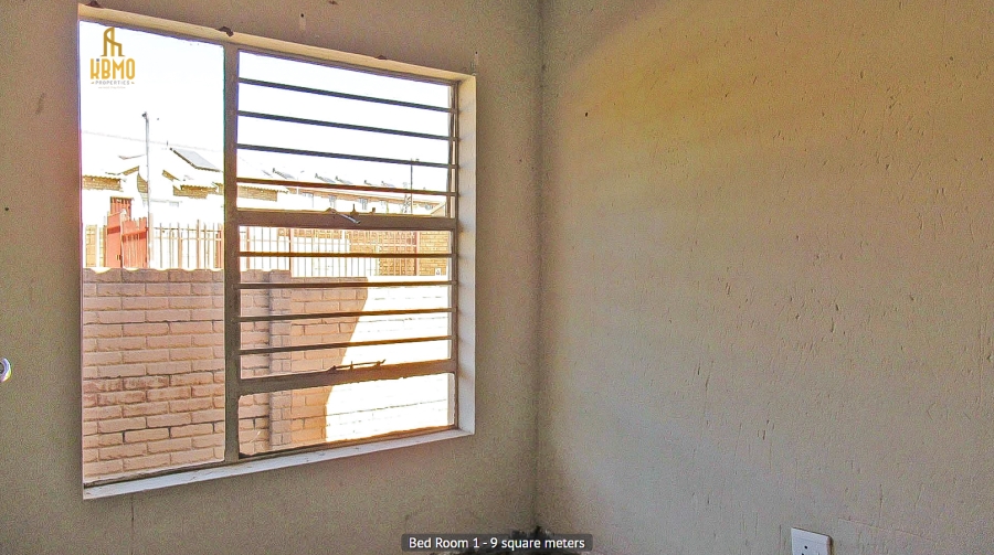 2 Bedroom Property for Sale in Olievenhoutbosch Gauteng