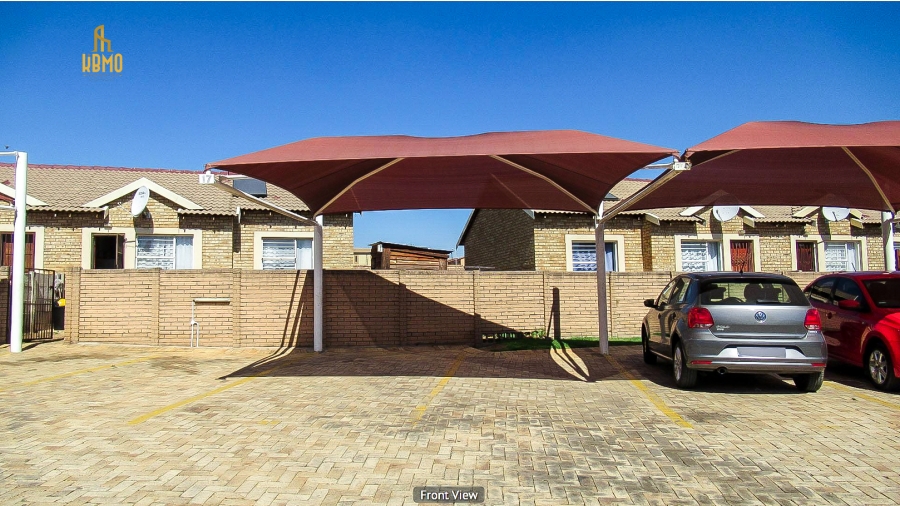 2 Bedroom Property for Sale in Olievenhoutbosch Gauteng