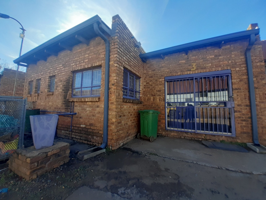 To Let commercial Property for Rent in Klerksoord Gauteng