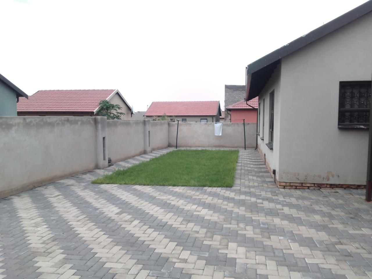 3 Bedroom Property for Sale in Kya Sands Gauteng