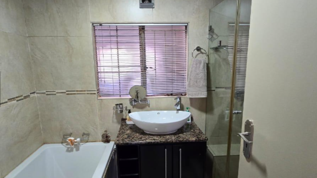 3 Bedroom Property for Sale in Mayberry Park Gauteng