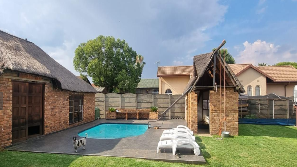 3 Bedroom Property for Sale in Mayberry Park Gauteng