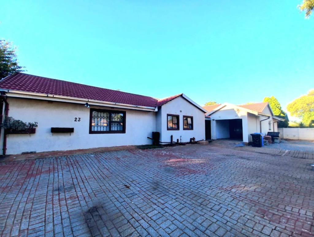 3 Bedroom Property for Sale in Mayberry Park Gauteng