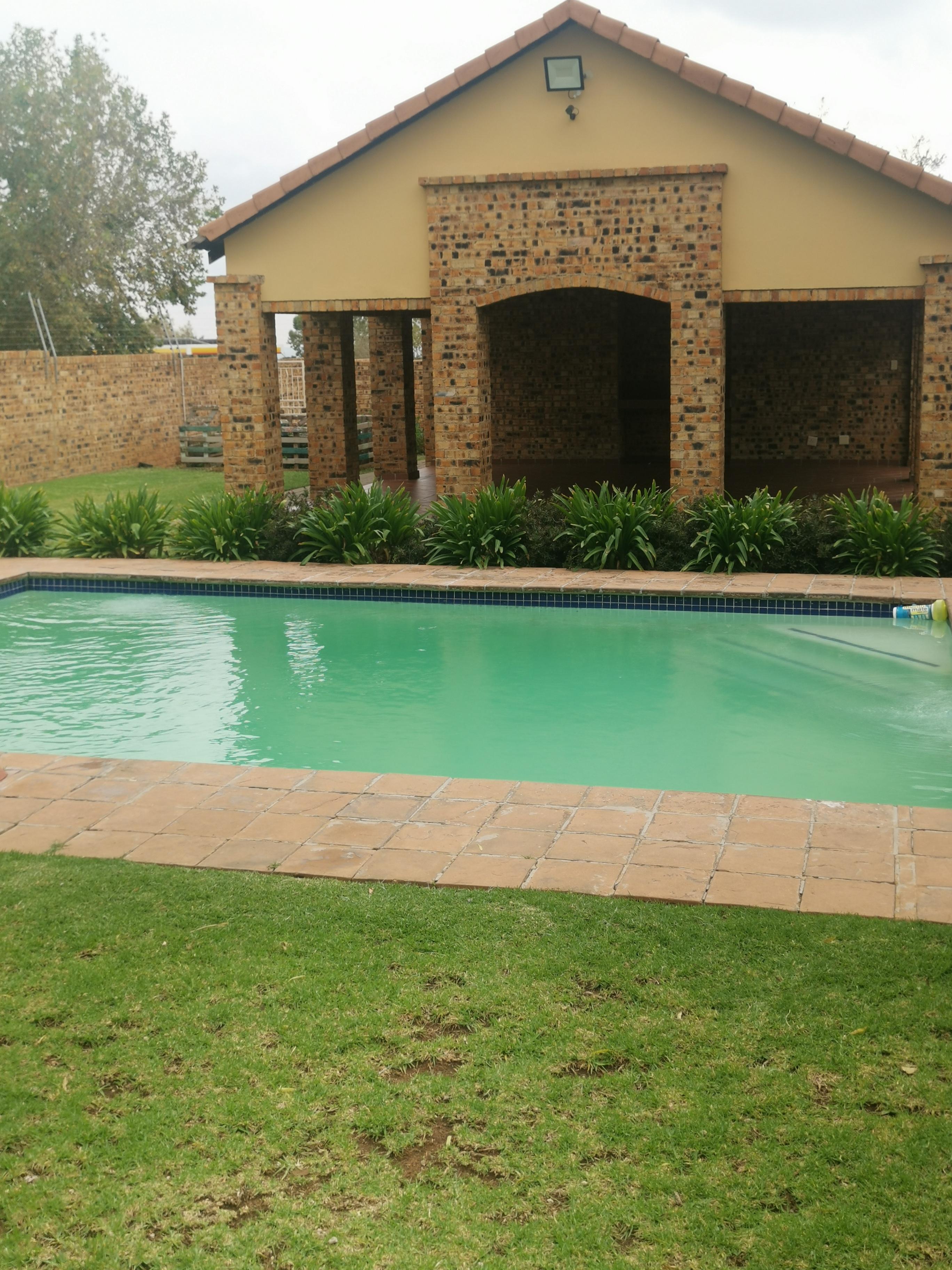 1 Bedroom Property for Sale in Halfway Gardens Gauteng