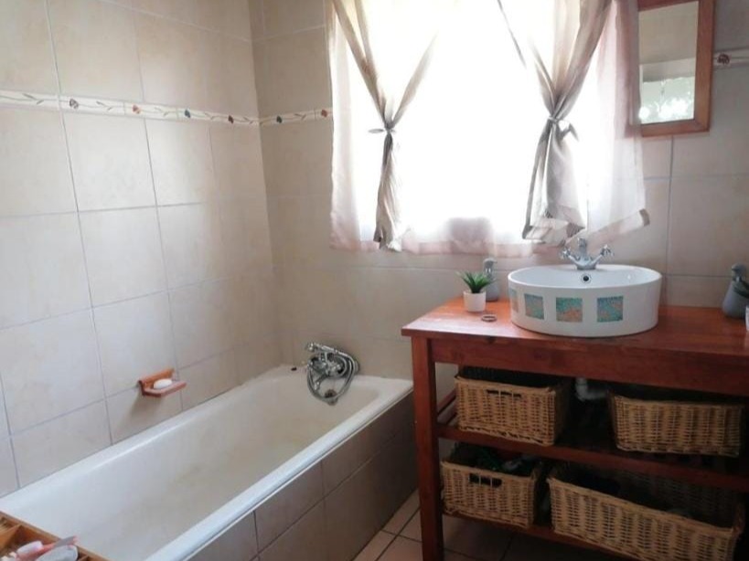 4 Bedroom Property for Sale in Dalpark Proper Gauteng