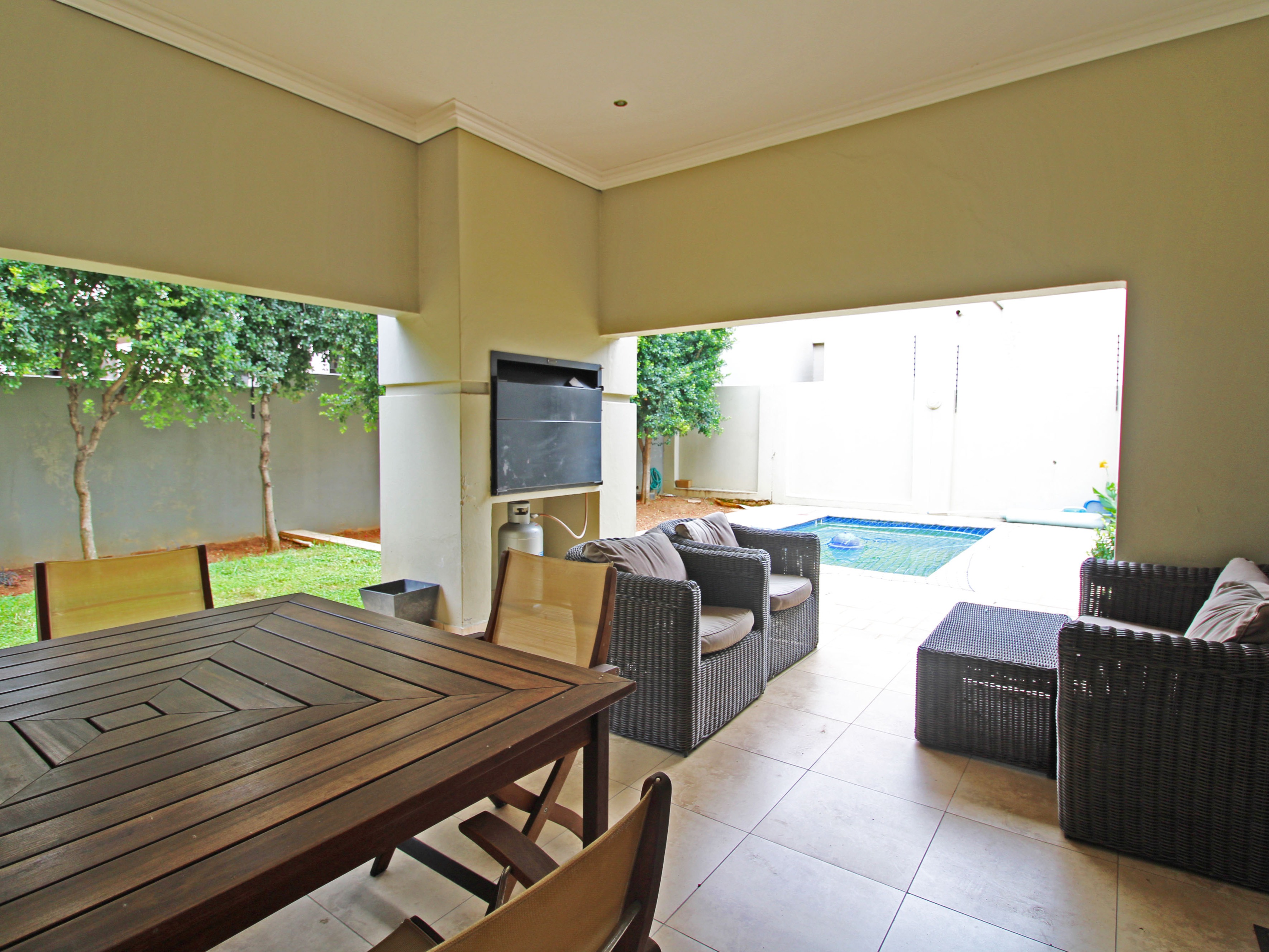 To Let 4 Bedroom Property for Rent in Bryanston Gauteng