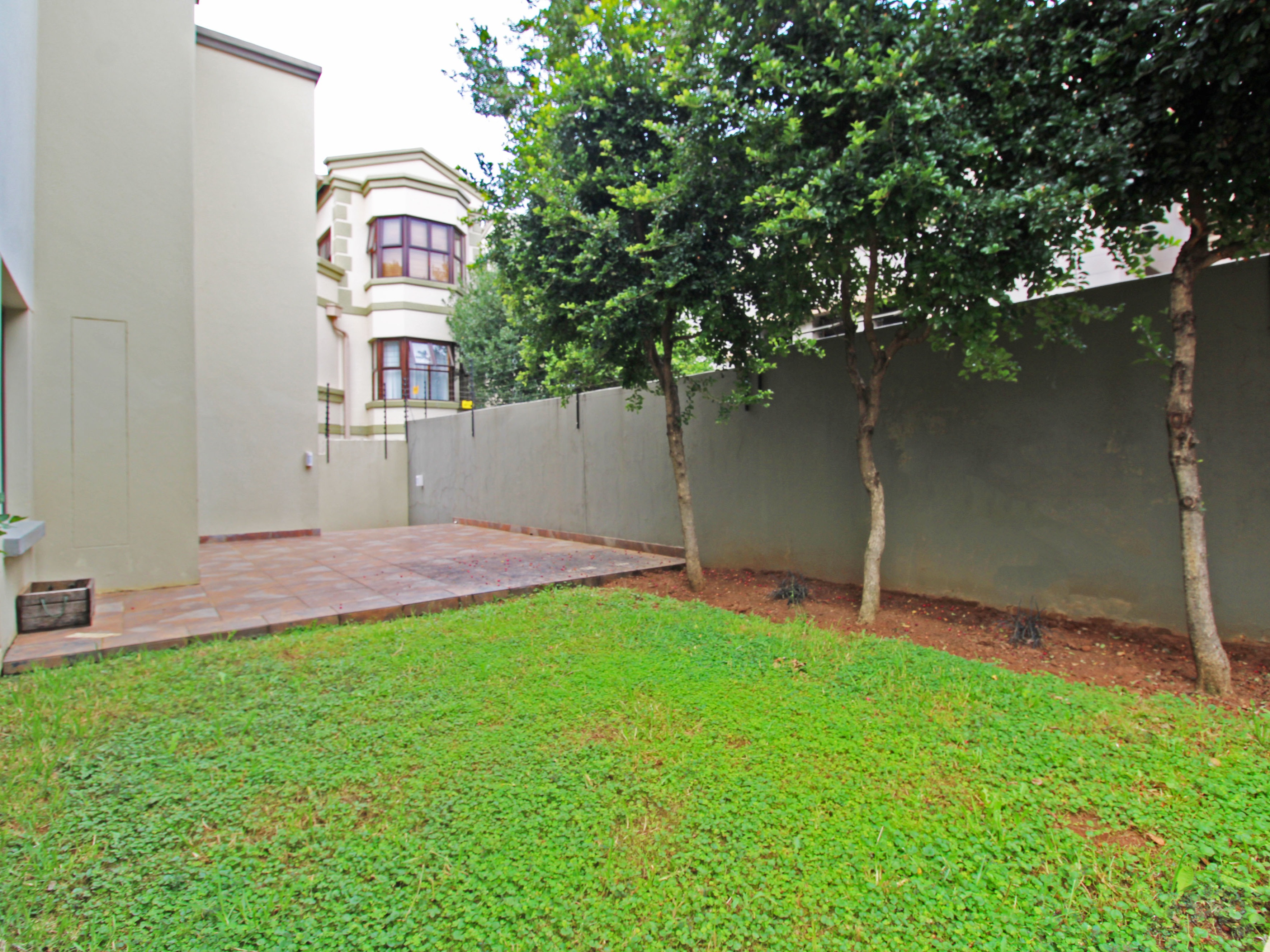 To Let 4 Bedroom Property for Rent in Bryanston Gauteng