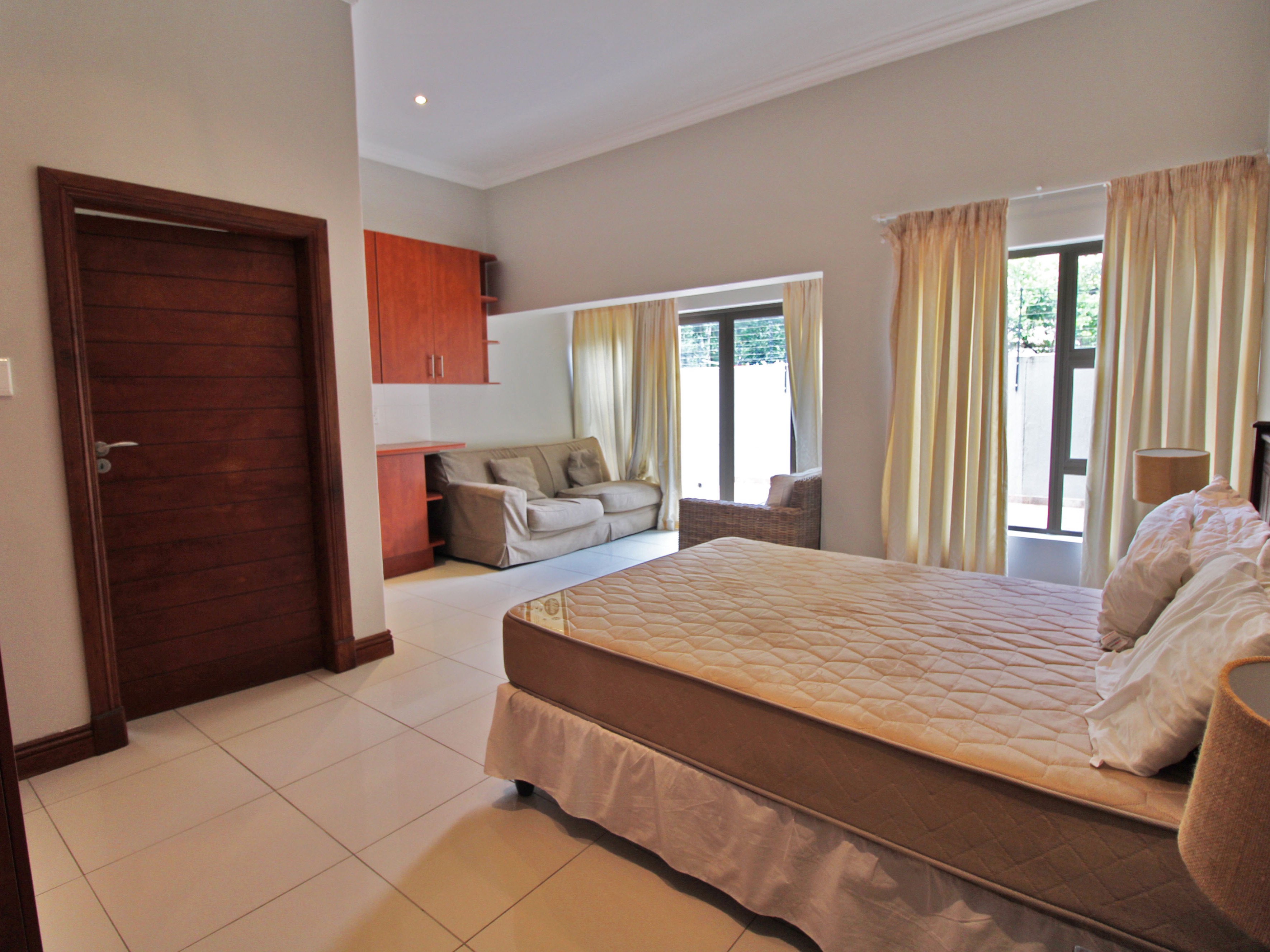 To Let 4 Bedroom Property for Rent in Bryanston Gauteng