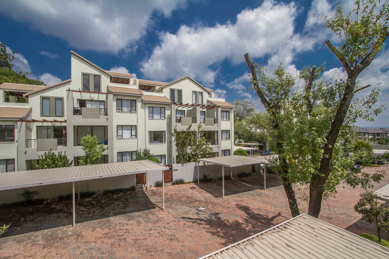 1 Bedroom Property for Sale in Lonehill Gauteng