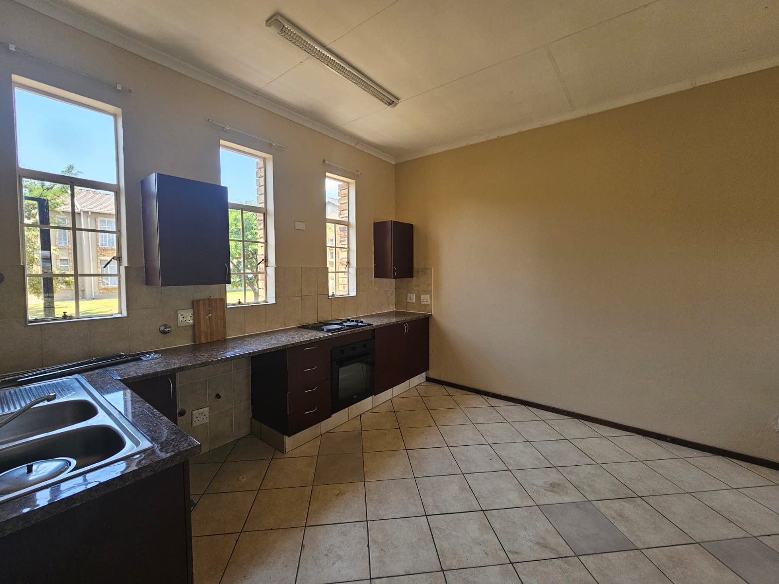 2 Bedroom Property for Sale in Laser Park Gauteng