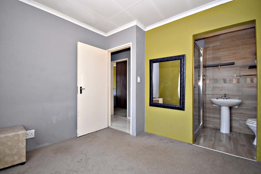 3 Bedroom Property for Sale in Bloubosrand Gauteng