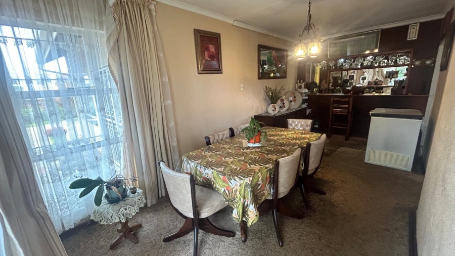 3 Bedroom Property for Sale in Bardene Gauteng