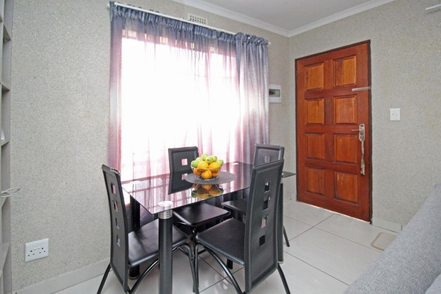 2 Bedroom Property for Sale in Thatch Hill Estate Gauteng