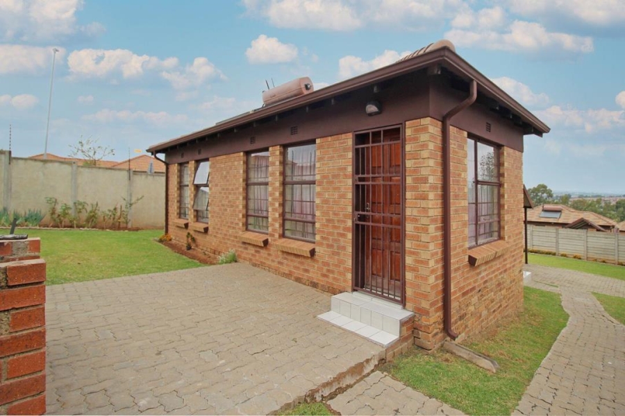 2 Bedroom Property for Sale in Thatch Hill Estate Gauteng