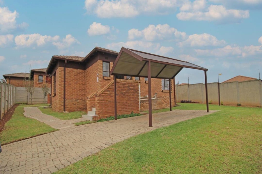 2 Bedroom Property for Sale in Thatch Hill Estate Gauteng