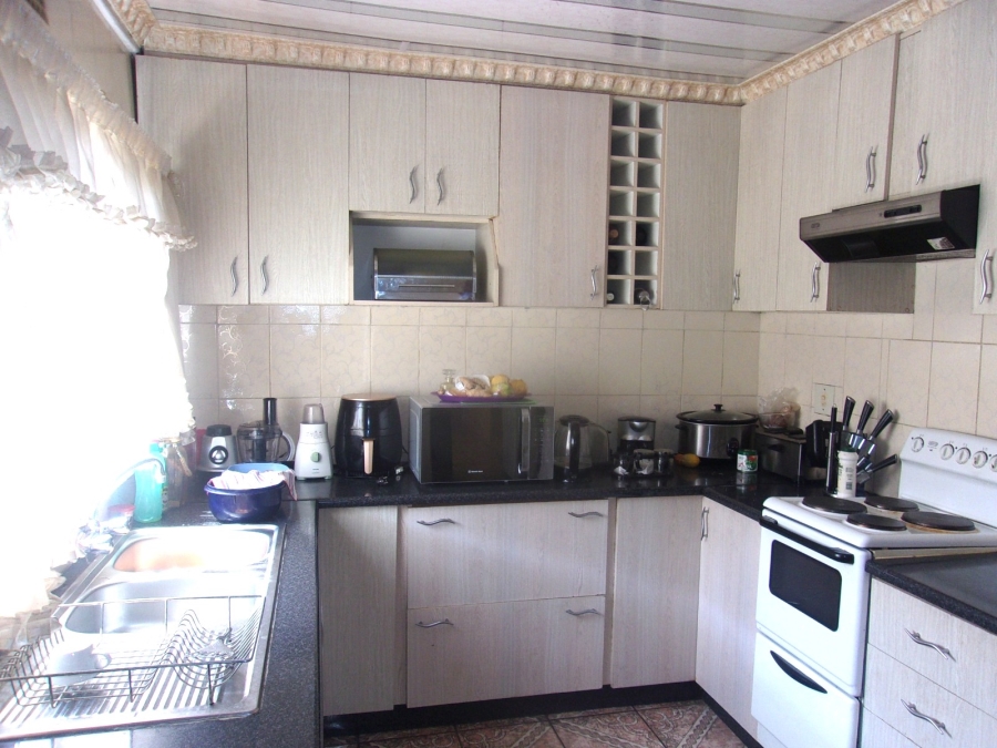 3 Bedroom Property for Sale in Siluma View Gauteng