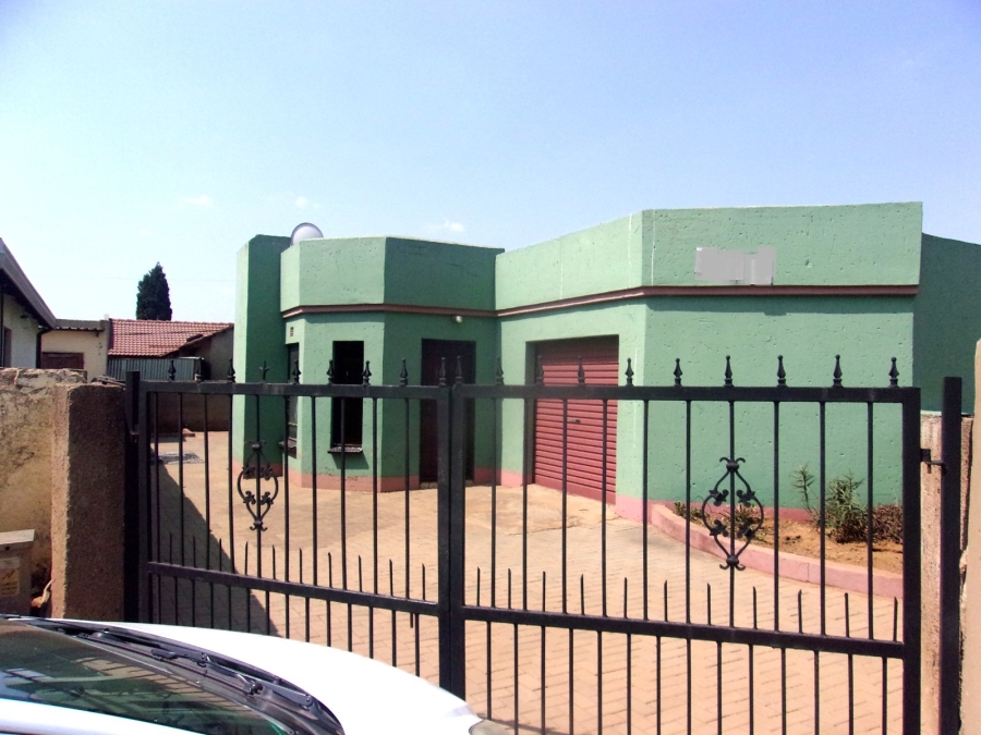 3 Bedroom Property for Sale in Siluma View Gauteng