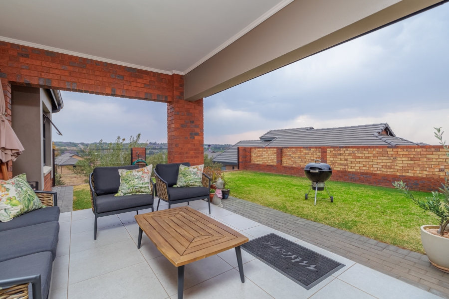 3 Bedroom Property for Sale in Olievenpoort Gauteng