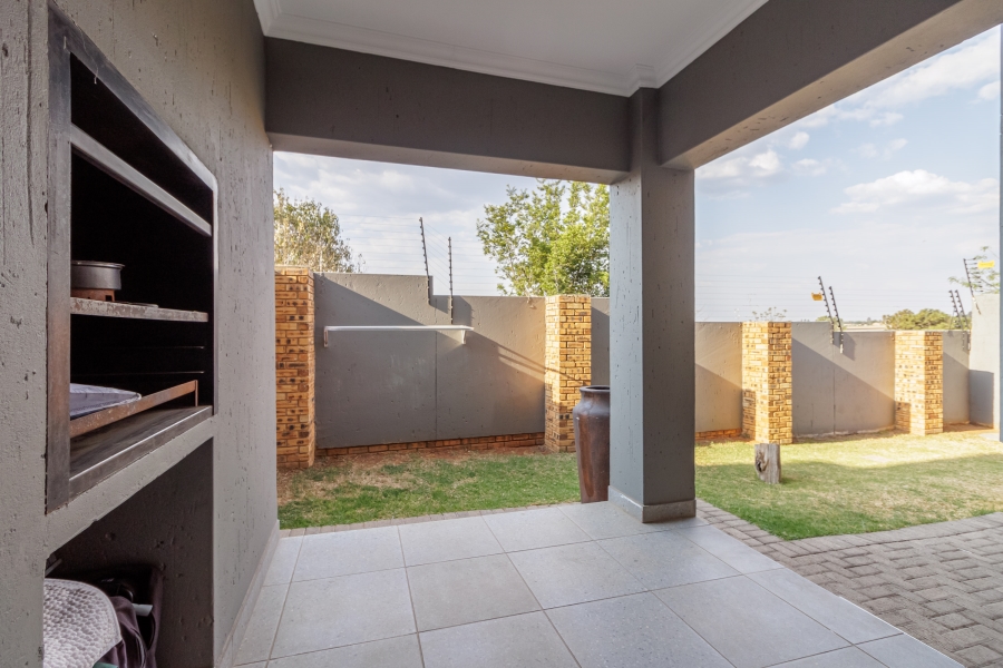 To Let 3 Bedroom Property for Rent in Homes Haven Gauteng