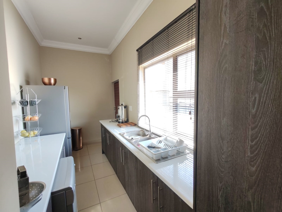 3 Bedroom Property for Sale in Ruimsig Country Estate Gauteng