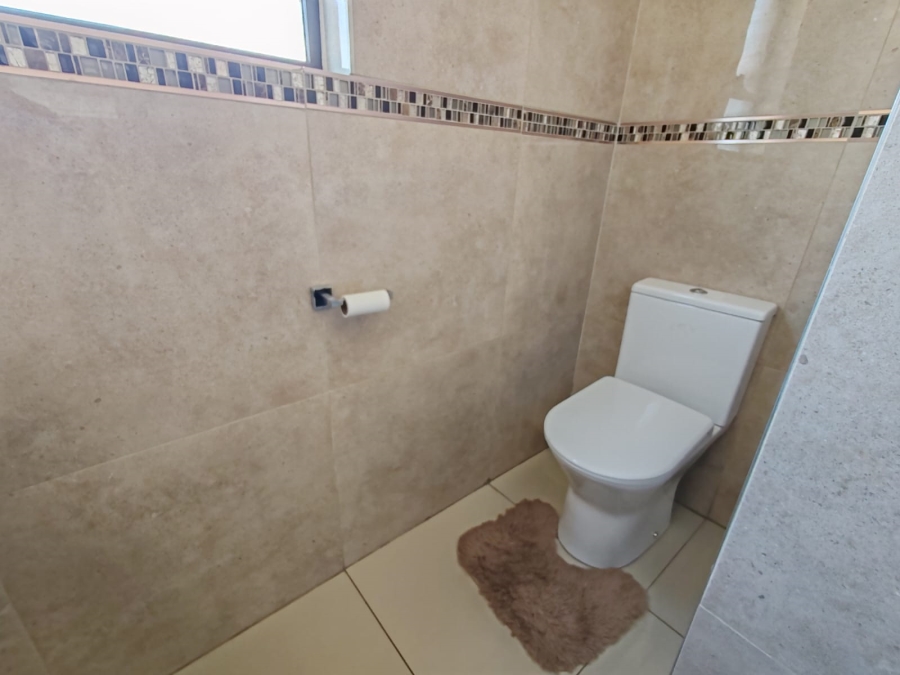 3 Bedroom Property for Sale in Ruimsig Country Estate Gauteng